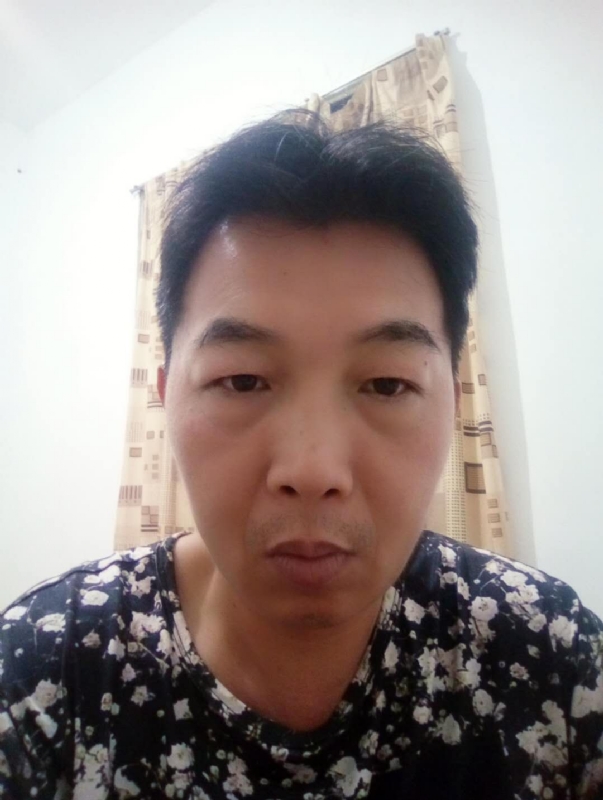 繁华哀伤的第一张照片--莆田相亲网