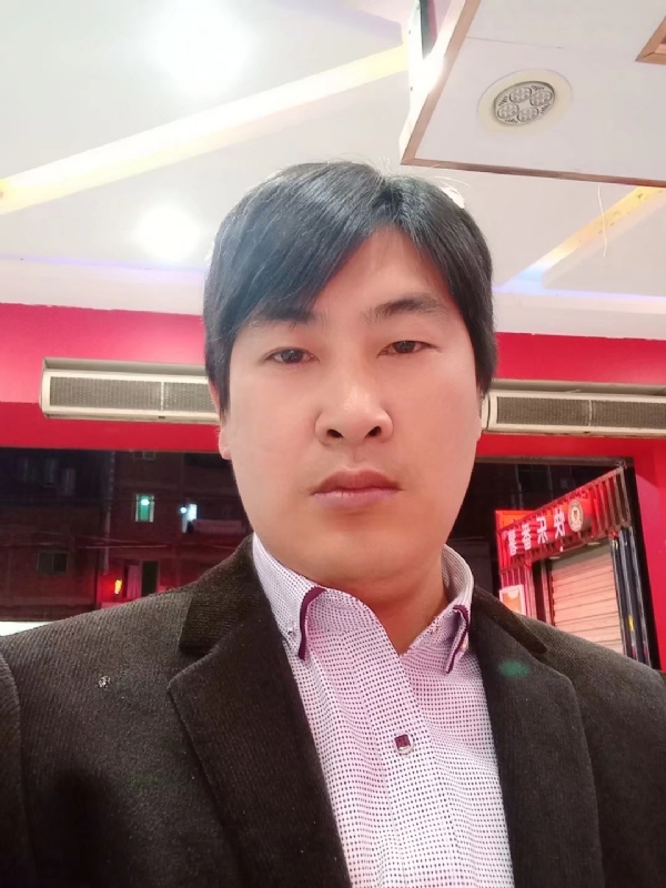 奔跑的第二张照片--莆田相亲网