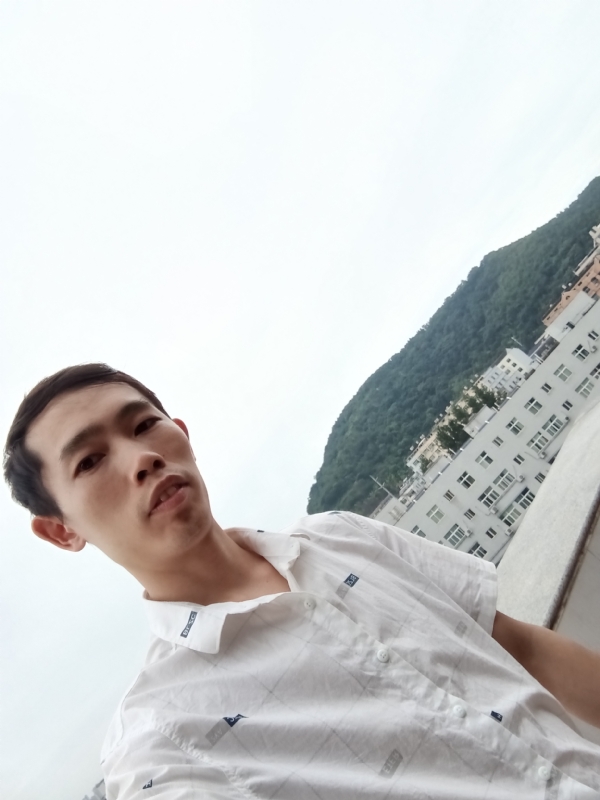 会飞的鱼的第一张照片--莆田相亲网