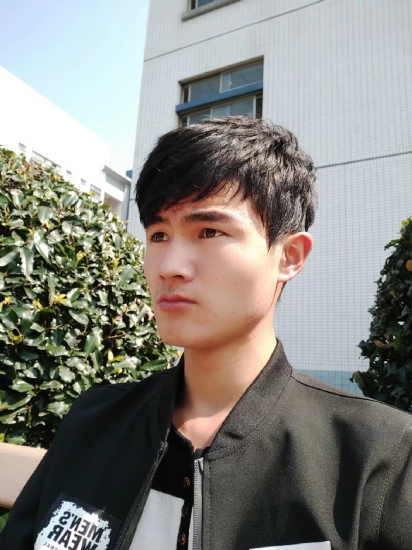 阳光男孩的第四张照片--莆田相亲网